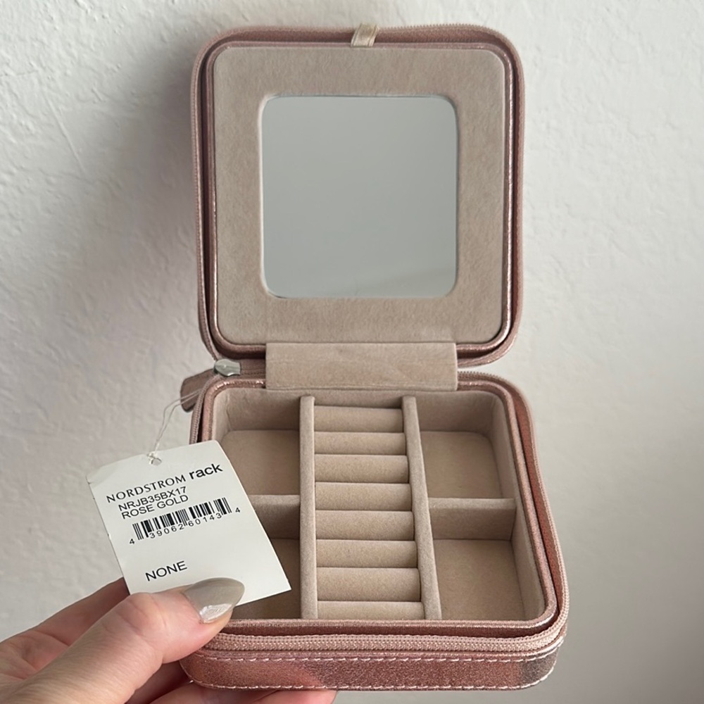 Nordstrom Rose Gold Jewelry Organizer